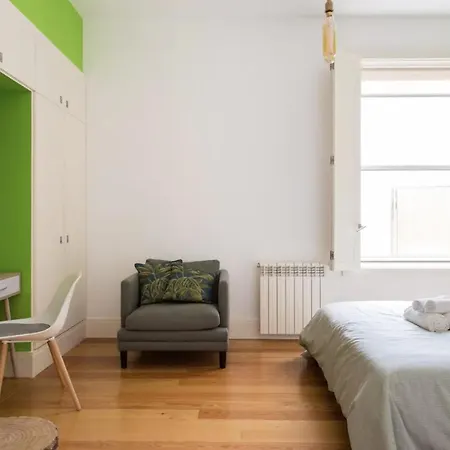 Beautiful 3-story House In Chiado With A 40m² Private Terrace * 리스본