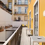 Apartmán Beautiful 3-story House In Chiado With A 40m² Private Terrace Lisboa