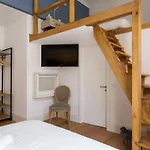 Beautiful 3-story House In Chiado With A 40m² Private Terrace Διαμέρισμα Lisboa