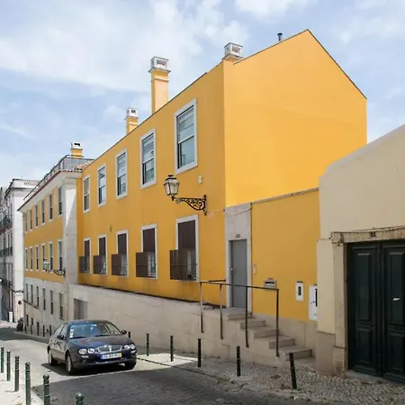 Апартаменты Beautiful 3-story House In Chiado With A 40m² Private Terrace